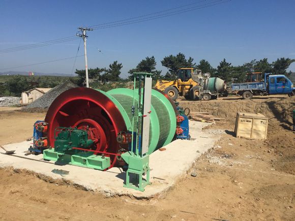 江西某礦山2米雙卷筒礦井提升機(jī)案例 江西某礦山2米雙卷筒礦井提升機(jī)案例